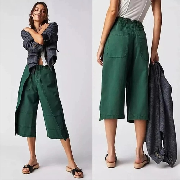 NWOT Free People Keep Calling Wide Leg Cropped Pants